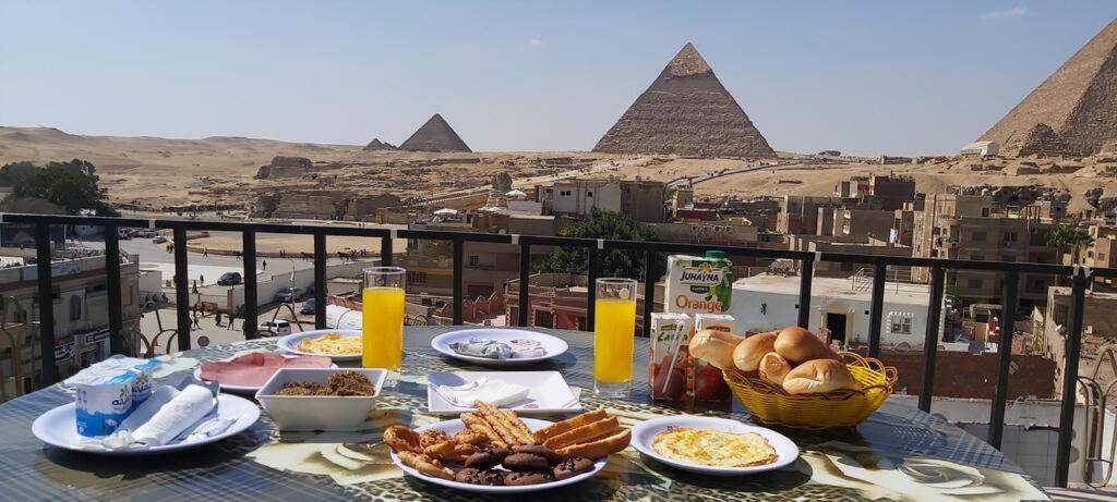 Pyramids Plateau Inn Giza Exterior foto