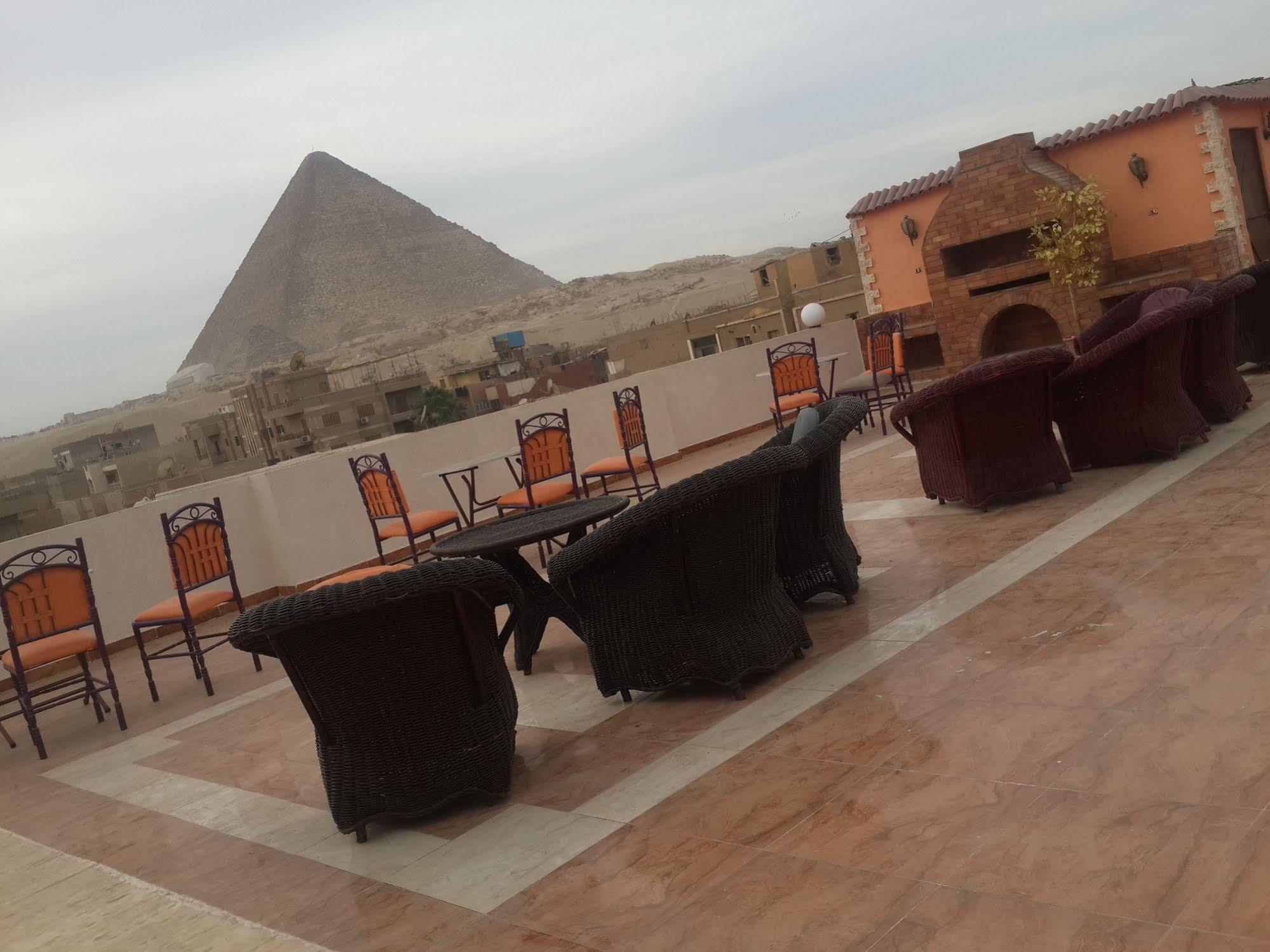 Pyramids Plateau Inn Giza Exterior foto